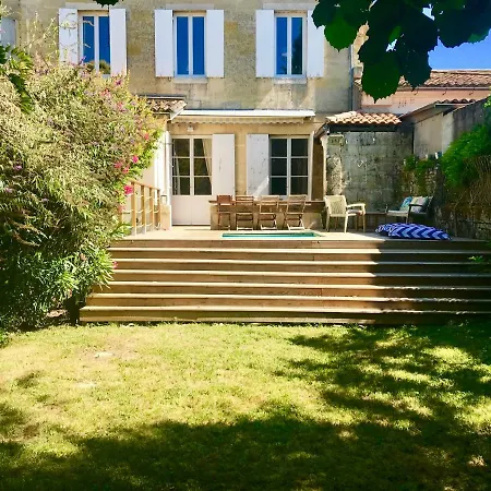 Charming Flat St Emilion